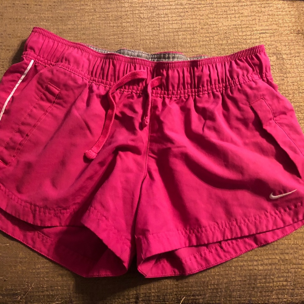 Nike Women's Running Shorts Medium 8-10 Pink EUC!